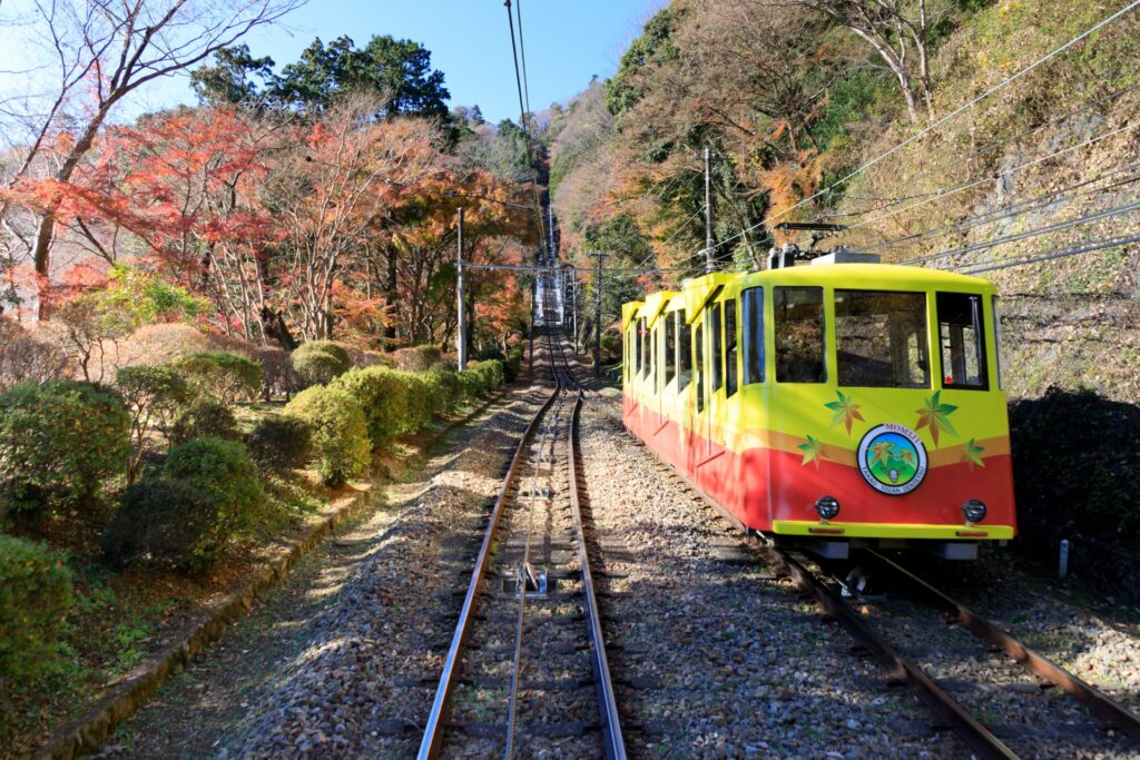 高尾山 ケーブルカー