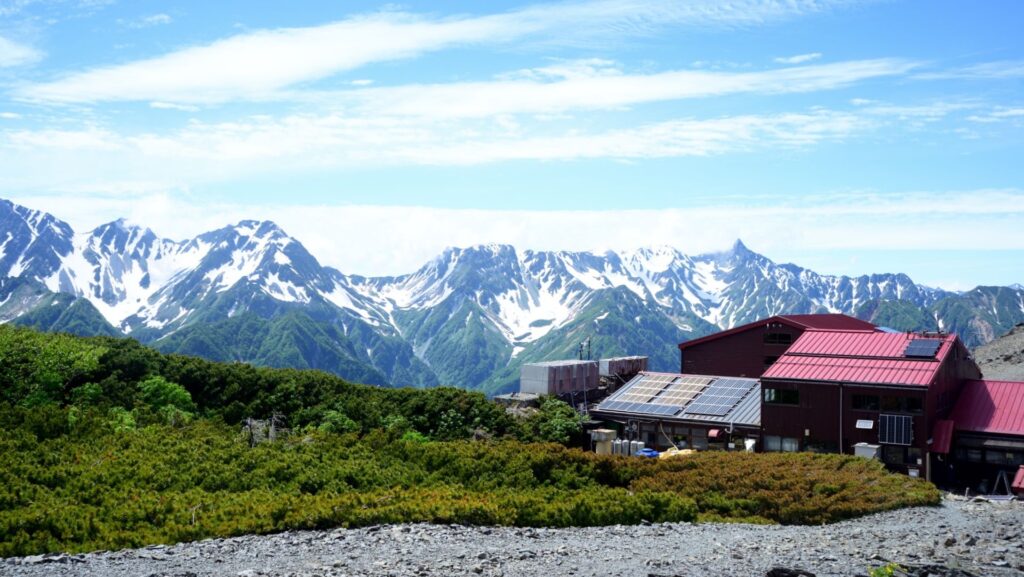 北アルプス 南アルプス 違い 山小屋
